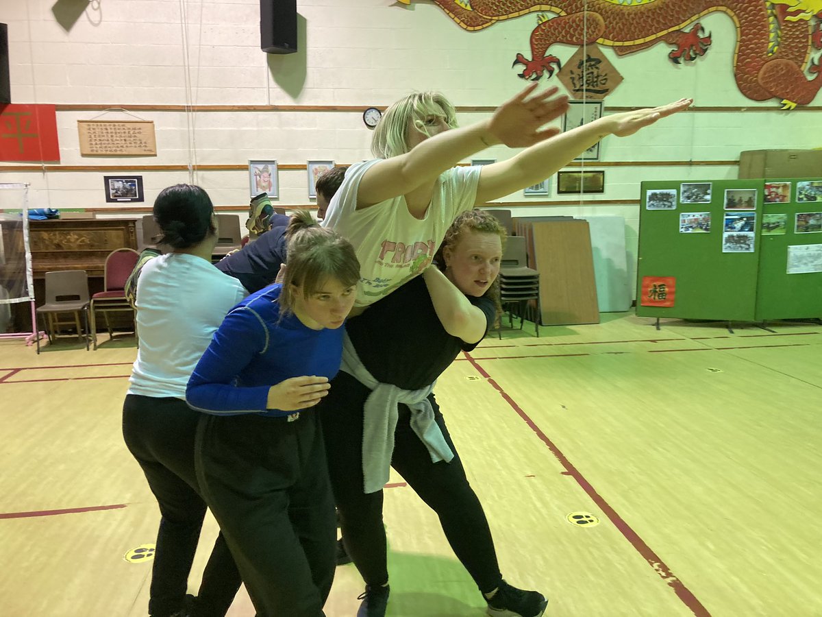 Tmesis Theatre tweet media