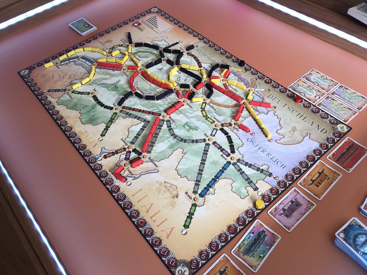 NoOrdinaryMeeps's tweet photo. Coupla games of #tickettoride with the the ‘#DevonDiamond Helen’
Nice to play EUROPE again and SWITZERLAND always delivers a tight, interactive fun experience!
2 wins for Rudi 🙋🏻♂️ https://t.co/WLDPCU3bp1