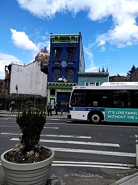 DaSitu found #ethereum in a User vault at this location! Join me playing #coinhuntworld, It's awesome! coinhunt.gsc.im/Q9IRHalLMI #cryptocurrency #80516