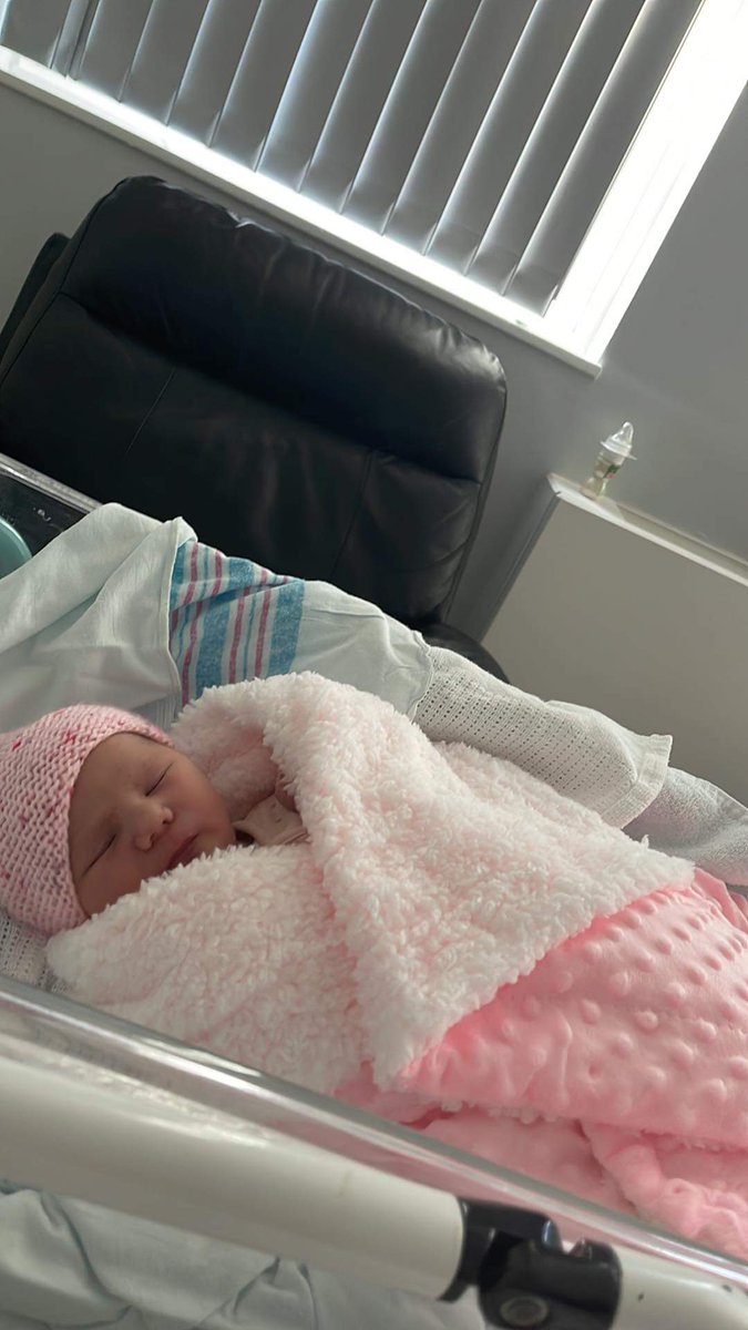 RsKyLuck's tweet photo. So today at 00:46 we welcome our little girl Elsie to the world weighing 8lb2, big shout out to my wife you was so amazing I'm so proud of you and I love you both so much! Here's to the future! 💙 https://t.co/qT8laQ22jN