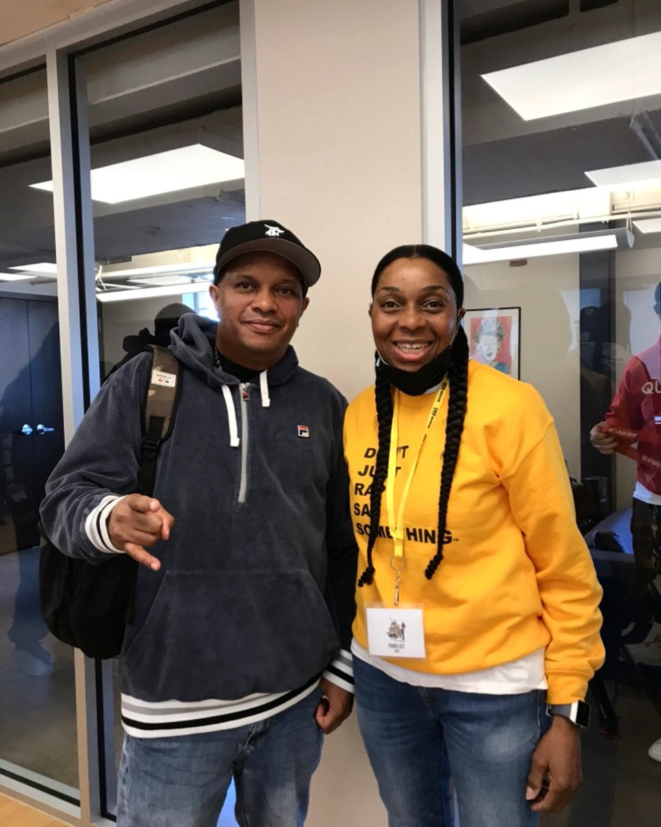 DCSuperSid's tweet photo. Yesterday at the #MadeConference with legendary DJ/rapper Nonchalant photo credit: @AdstMusic #MadeCon @madeinthedmv #madeinthedmv #dmvhiphop https://t.co/R7Tfamwg97
