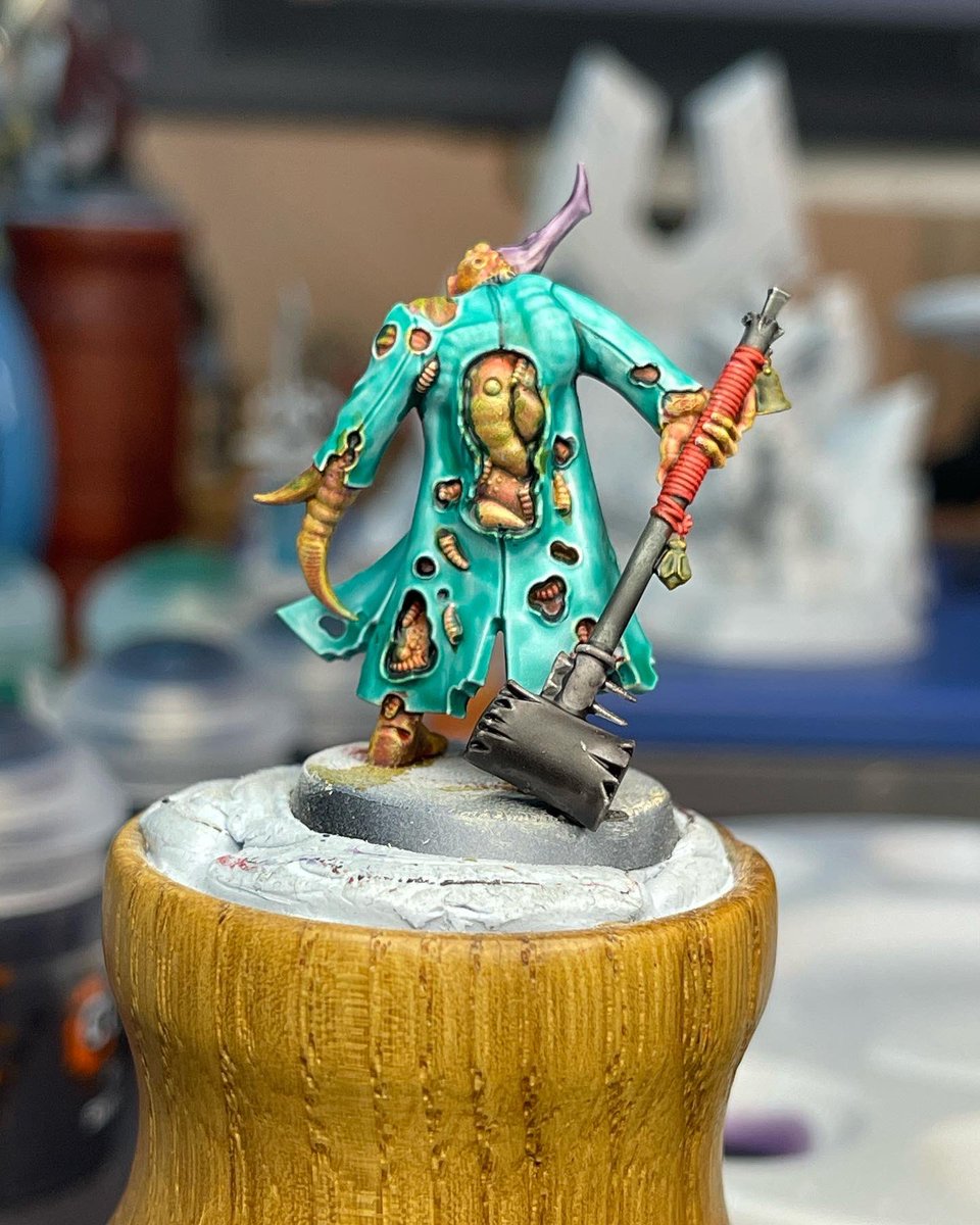 Nelinde's tweet photo. Had fun with the fantastic @Alchemistmodels learning how to use @WarComTeam #contrastpaints ๐
Happy with how this #poxwalker came out ๐
Painted in 3hrs! ๐
#Warhammer #WarhammerCommunity #warhammer40k #paintingwarhammer #citadel #citadelpaints #nurgle #tabletop #art #painting https://t.co/OGp0AC5gUg