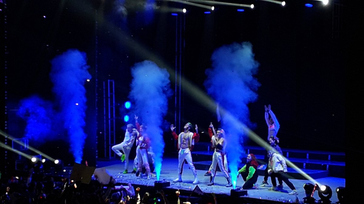 coni_va_'s tweet photo. @PlaticaPolinesi ¡Increíble noche! Gracias polinesios los amamos♥️♥️ @PlaticaPolinesi https://t.co/WeF3paiQ6w