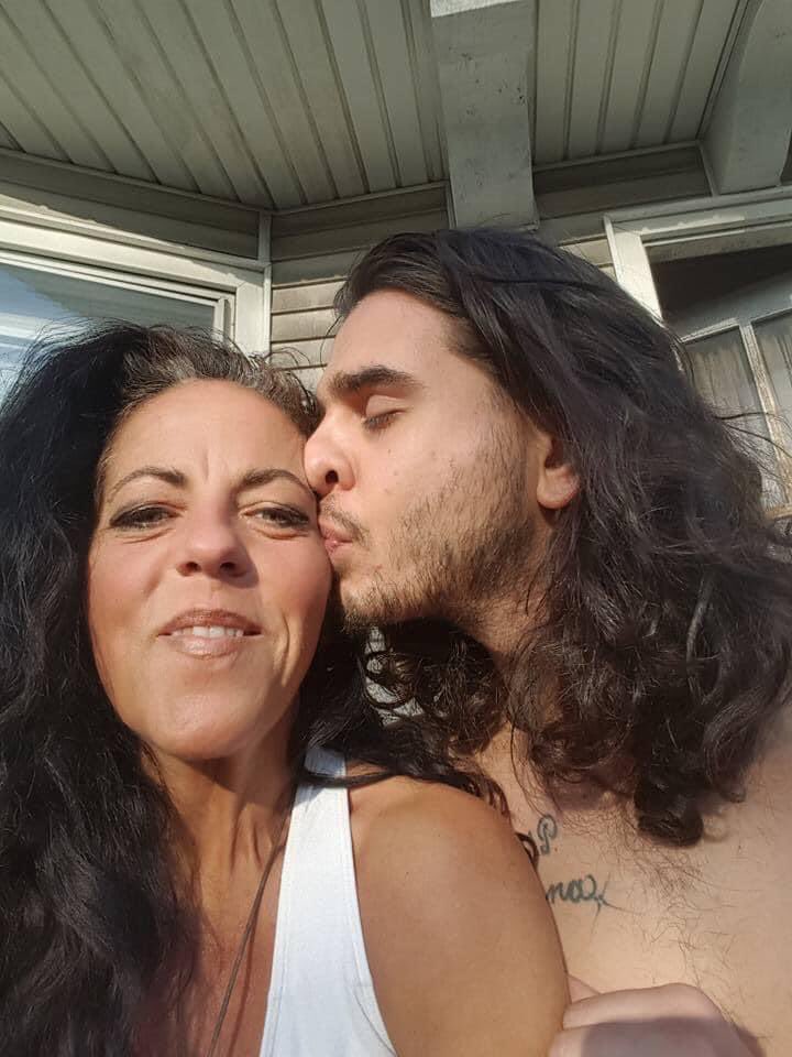 Falise22's tweet photo. My nephew died this morning. 💔‼️‼️‼️😭‼️‼️‼️‼️😢‼️‼️💔‼️‼️‼️🙏🙏🙏🙏🙏 https://t.co/8oFZFekSkN