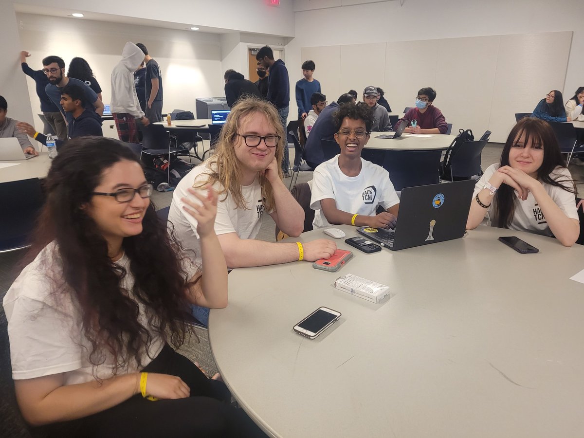 HackTCNJ tweet media