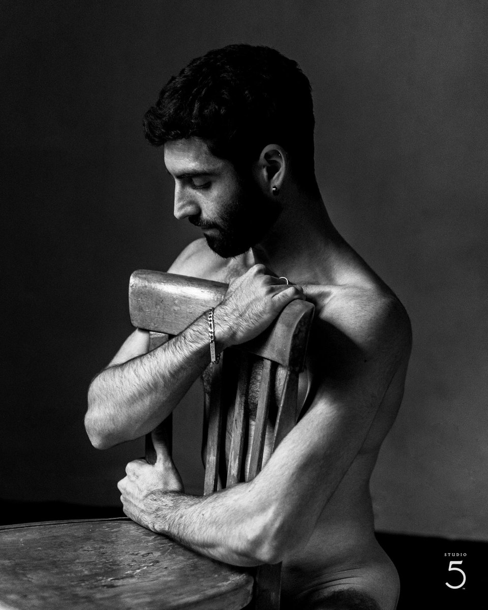 Studio5th1's tweet photo. Loulou @Hugo_Deros
#studio5th #french #noiretblanc https://t.co/TP6K7F9guH