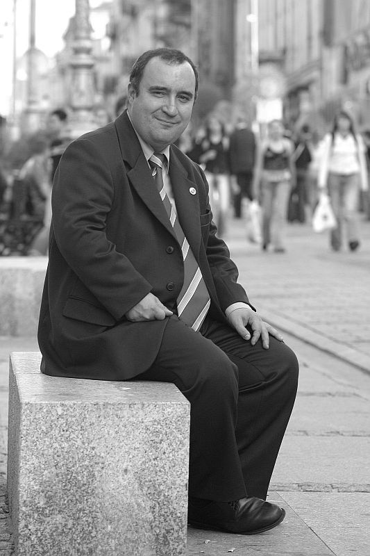 janek_W1's tweet photo. Śp. Lech Kaczyński utorował przyszłość polityczną dużej grupy ludzi. Nie wszyscy na to zasługiwali. Z tego człowieka śmiali się. Nie było tak pracowitego człowieka, który pracował dla dobra Polski, ale duża grupa ludzi o tym nie wie. https://t.co/6OQyo86MC3