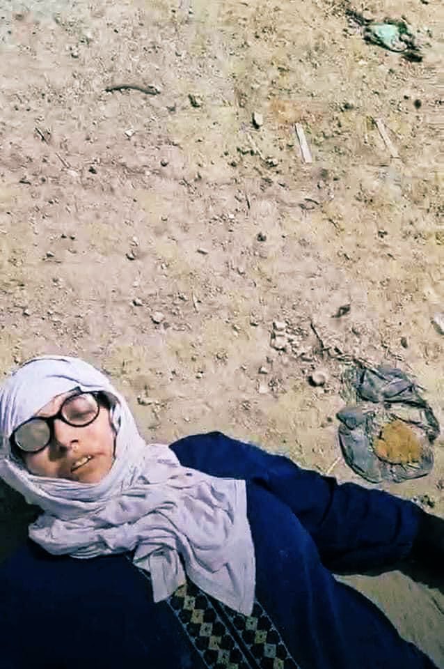 غادة سباتين 47 عاماً، أرملة وأم لستة أطفال،
فاقدة للنظر في إحدى عينيها والعين الأخرى ضعيفة جدا.

أعدمتها قوات الاحتلال الإسرائيلي اليوم بدم بارد خلال قطعها الطريق في حوسان قرب بيت لحم.