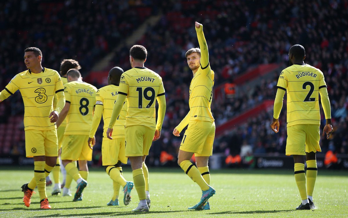 EverthingWerner's tweet photo. Werner showing his appreciation for the away support yesterday https://t.co/mboCrJNhdX