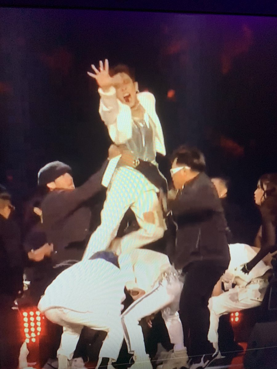 AjiAji41293513's tweet photo. LIPAD JUSTIN LIPAAAAAD!!!!!!! 😭
@jah447798 

SB19 BACK IN THE BIG DOME
@SB19Official 
#SB19at2022PPOPCON https://t.co/CFZ59lhdu8