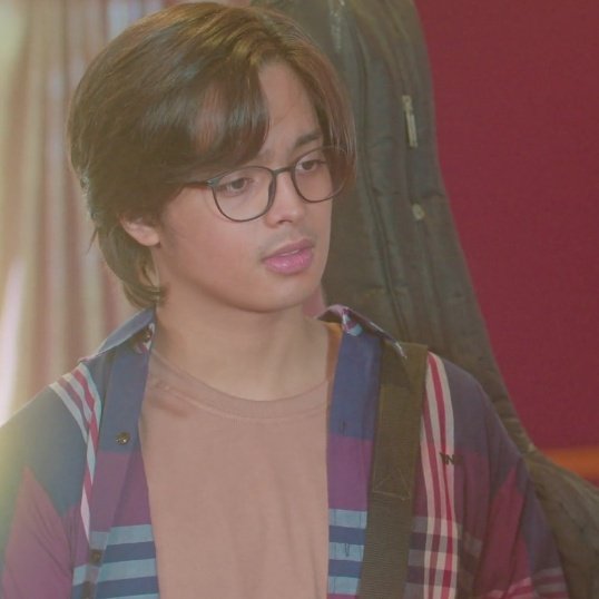 bitchinessssss's tweet photo. as a fan, bola-bola will always be extra special. this was your first major project kayds and u exceeded our expectations!

i am so attached to julian. you portrayed him very well. the lines and the delivery. kudos! cant wait for RTM hihi

#BolaBolaTheBiggestEnding
#KDEstrada https://t.co/Su2mPLULOf