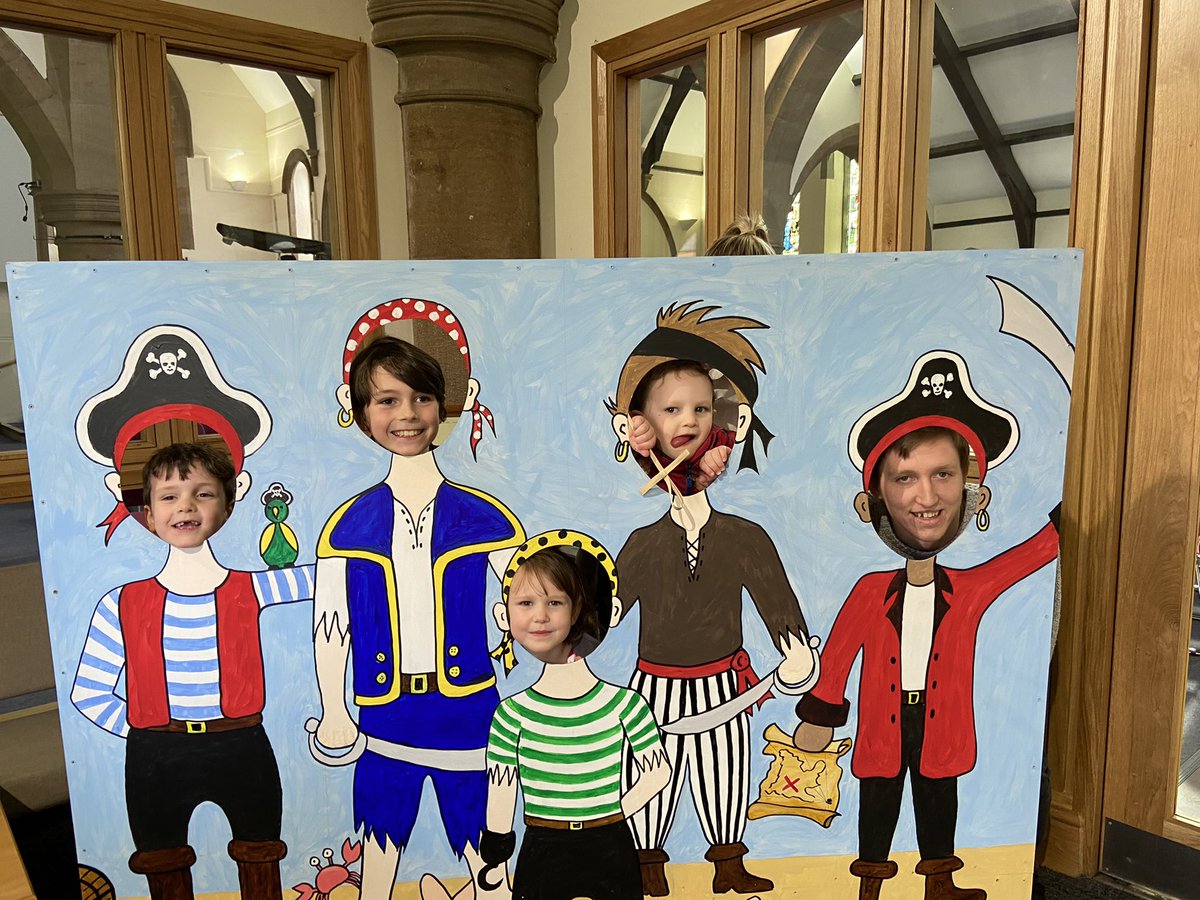 Charlotte170205's tweet photo. Fantastic Holiday Club service at @ChorleySJames 🏴‍☠️ kids had a fantastic 4 days this week and couldn’t thank @ClaireGreenway4 &amp; @MrsWStJames1 and all the volunteers that helped made this happen enough, you made a true memory for so many kids 😊 https://t.co/ZAM7hxjeJe