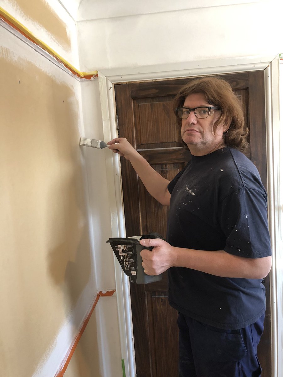 Not the sort of painting I want to be doing, but is easier on the eyes than the 15mm SDk’s I’ve got lined up ! (Can I get away with olive drab 🤔)