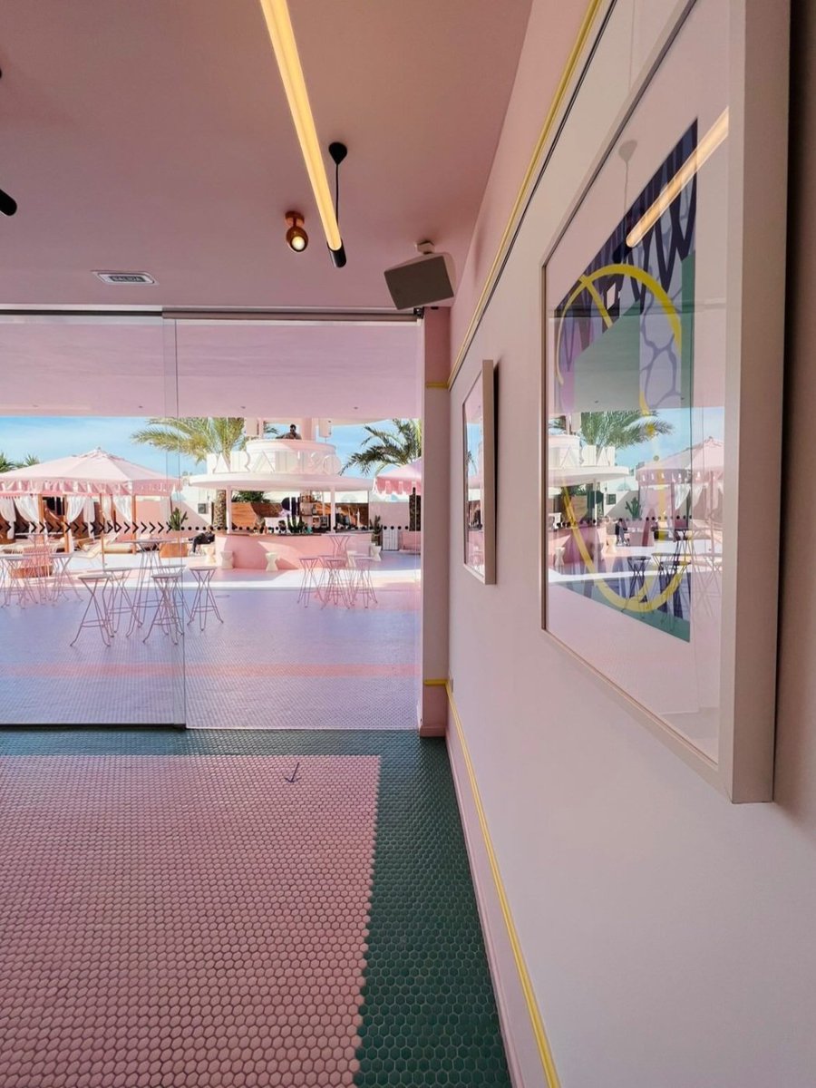 Stereoflow's tweet photo. My artworks nicely displayed at Paradiso Ibiza, Spain 🇪🇸
#stereoflow https://t.co/B7GrXjuv3U