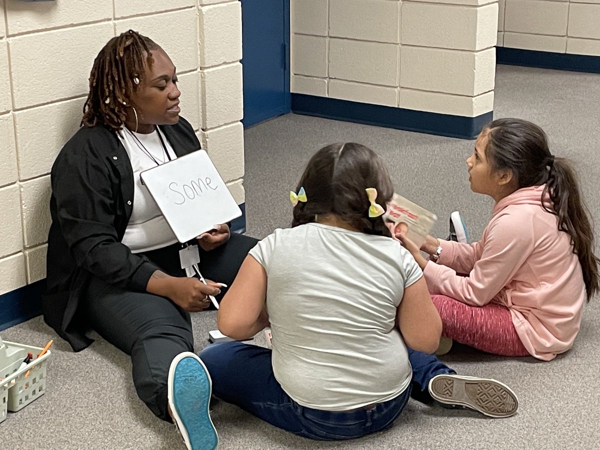 NBE_osio's tweet photo. Whatever it takes!🤩Supporting instruction in any way that connects you to your kids is key!
Thank you Mrs. Thomas for grouping a student from another class with one of yours &amp; for finding ways to support them where they needed the most🥰 ⁦@HumbleISD_NBE⁩ ⁦@NBE_osio⁩ https://t.co/v9U9TuoneA