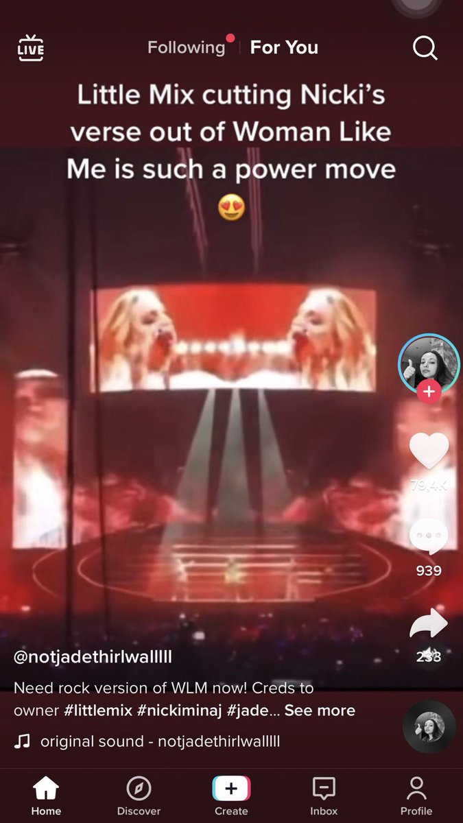 OnikaPoppin's tweet photo. LMFAOOOOOOO a “power move” exactly because they’re only relevant when Nicki Minaj is involved #GetAHit 😘 https://t.co/TqNJ8MDb9O