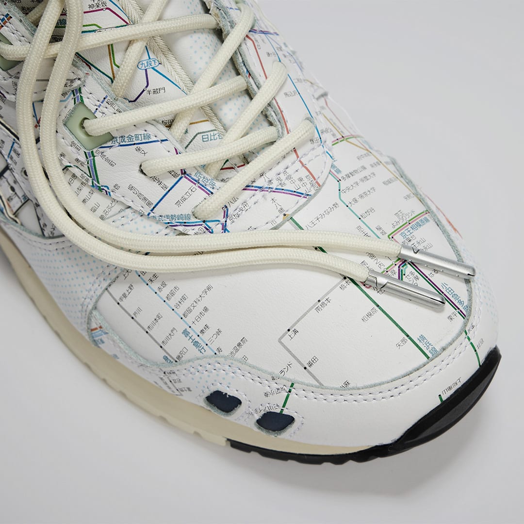 STRENDJP's tweet photo. #atmos と #ASICS(@ASICS_SPS_JP) がコラボしたスニーカー「GEL-LYTE III OG “SUBWAY PACK”」を発売。

atmosが拠点するニューヨーク＆東京の地下鉄の路線図をデザイン。

詳細はこちら▷ https://t.co/UGqr7b3TzB

#スニーカーヘッズ
#スニーカー男子
#スニーカー女子
#ファッション https://t.co/Y8SLIYhMZs