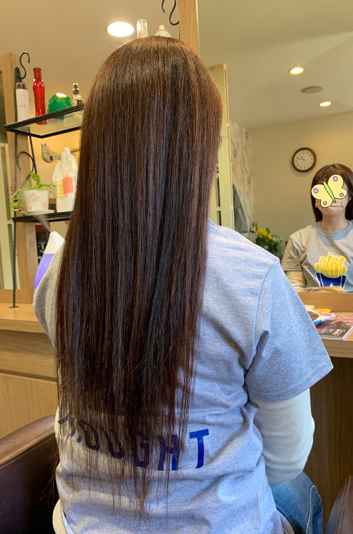 えこ 切るタイミングを逃したのをきっかけに久しぶりに伸ばした髪 やってみたかったヘアドネーションを しました 40cmチョット切ってサッパリ 私の髪が少しでもお役に立てたら いいなぁ ヘアドネーション 医療用かつら 医療用