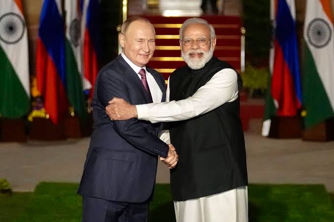 jcokechukwu's tweet photo. Washington has again expressed regret over India’s continued indifference to what it calls “Russia’s unprovoked invasion of Ukraine.” And warns that there will be consequences. India says “We fear nothing. Russia’s been a great ally - cheap oil, arms &amp; more. Won’t end that now.” https://t.co/3NAJfIhYTu