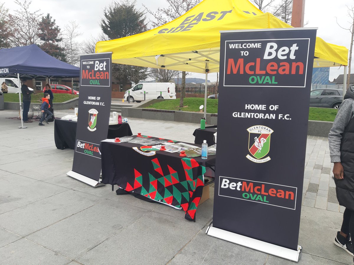ConnsGreenway's tweet photo. Come and join us at #CSLSquare today where @Glentoran are hosting their Easter Festival Fun Day π°π£
There are fun family activities with face painting, arts and crafts, music and stalls π¨πΆ
We will be here until 5pm sharing information and planting sunflowers π» https://t.co/yMgz0Nh8j0
