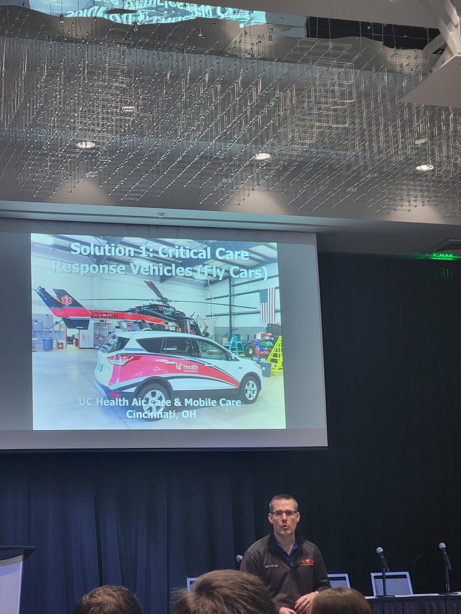 Great talk with <a href="/UCAirCareDoc/">Bill Hinckley</a> about #abg (air by ground) and utilizing your flight crews to help more patients at <a href="/AMPAdocs/">AMPA</a> #amps #cctmc22