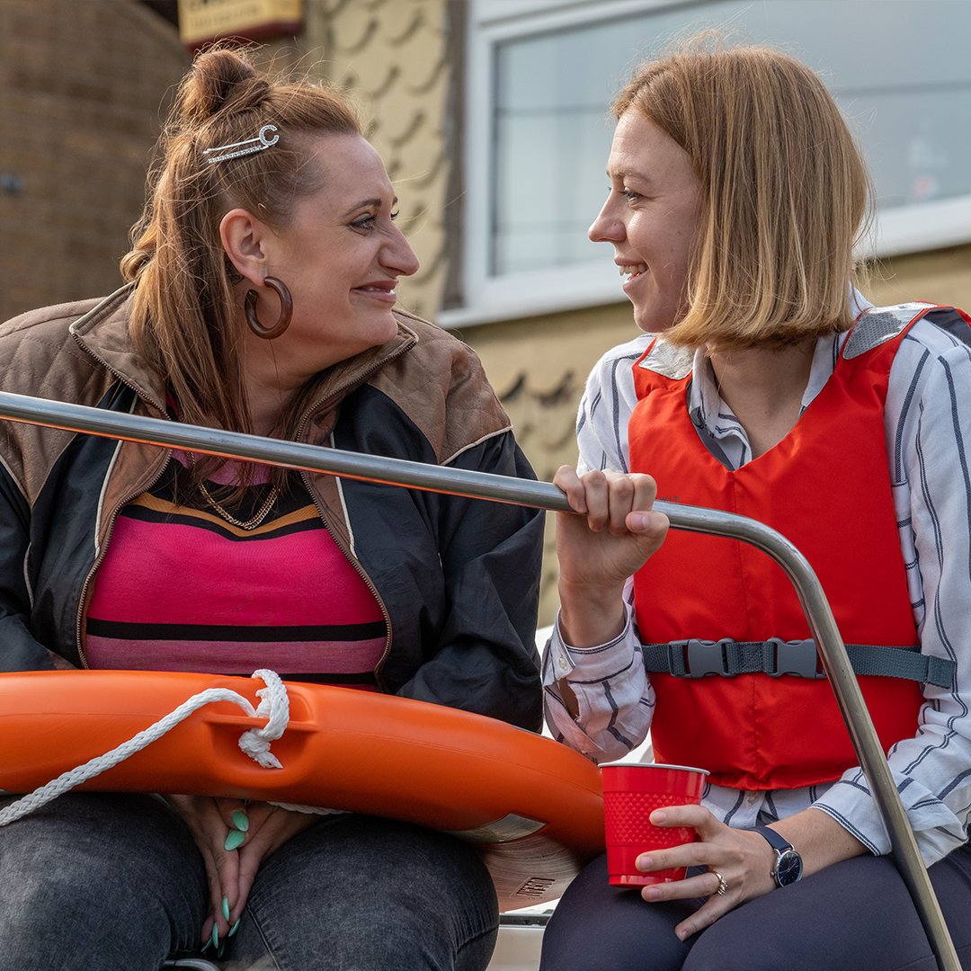 AcornTV's tweet image. Happy National Siblings Day! 👪
 
Which Acorn TV family is your favorite?