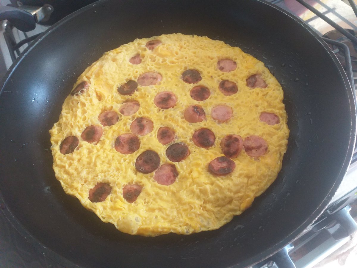 lagroceria's tweet photo. A mi nadie me supera en Huevos con salchixa. https://t.co/p0AGW8FSw7