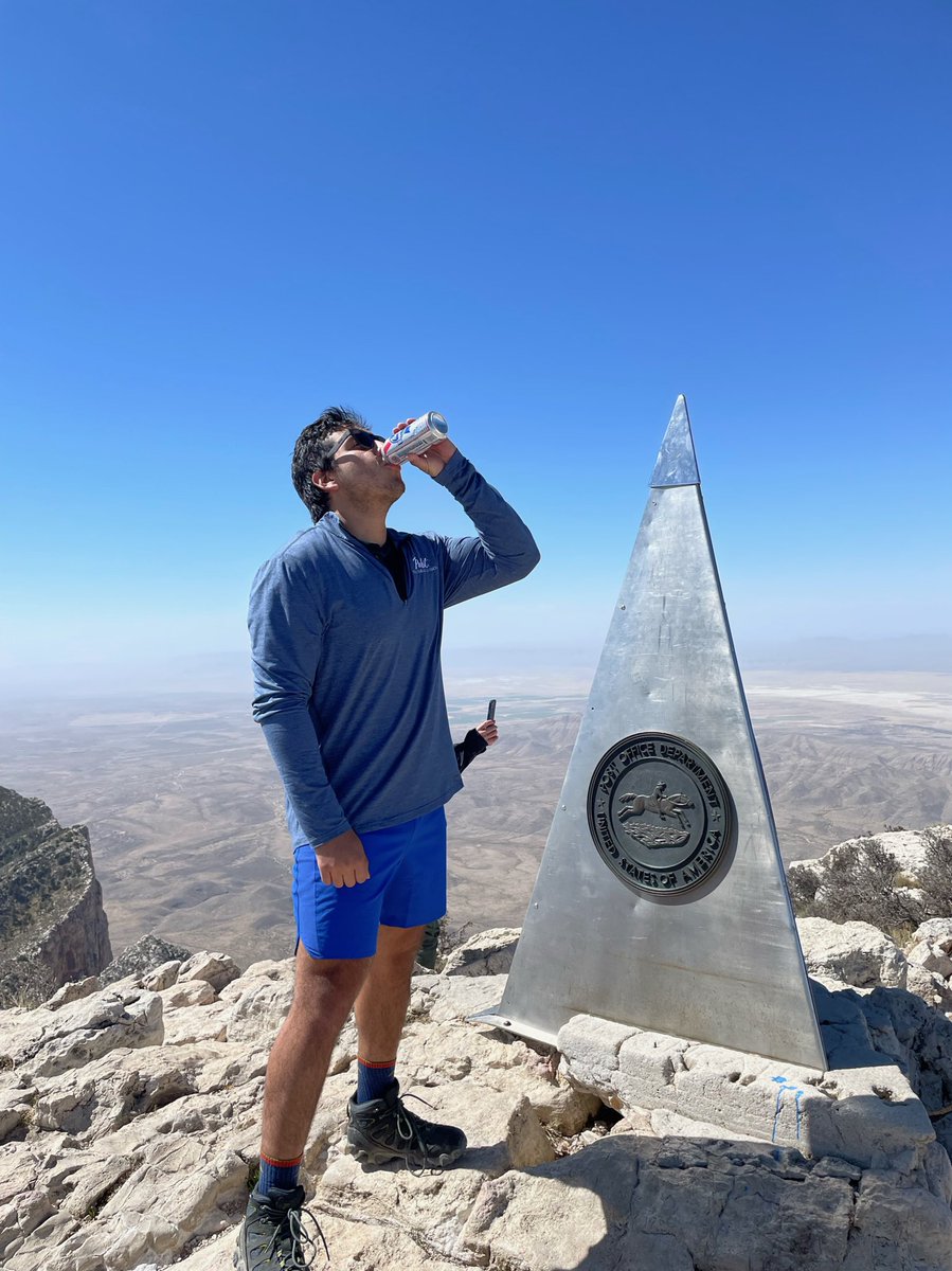 DanielSolis18's tweet photo. Top of Texas @PabstBlueRibbon https://t.co/9O8FOftz6M
