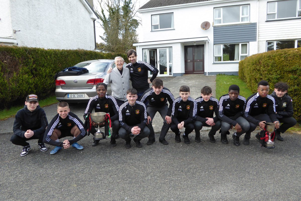 SaintEunans's tweet photo. Michael Cullen coached soccer, Gaelic and the  athletic teams in the College often on his own. Mr Cullen taught from 1961 - 1995/1996. Always delighted to see the College winning national titles in sport and keeps up to date with all College activities. https://t.co/Ie7nFEbnOS