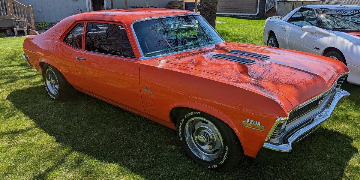 SpeedwayMotors's tweet photo. Earl bought his '70 Chevrolet Move SS in '74. Over the years, this car has seen 2 rebuilds, a honeymoon, it brought kids home from hospital, and it was driven daily until '88.
#builtwithspeedwaymotors #70chevy https://t.co/ffITHCEJ9m