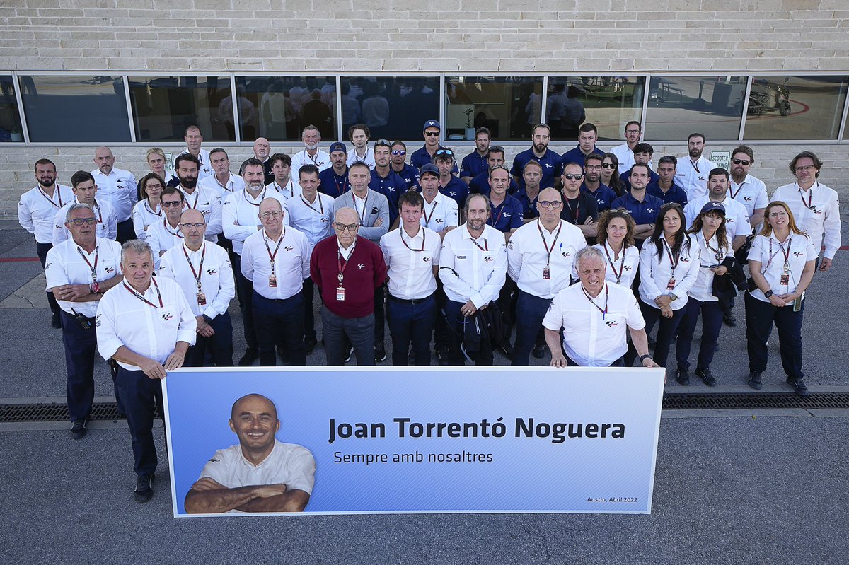 Des de Austin hem volgut recordar-te, tots els que hem tingut la sort de conèixe’t  i compartir mil i una històries.
Sempre amb nosaltres.
Joan Torrentó Noguera