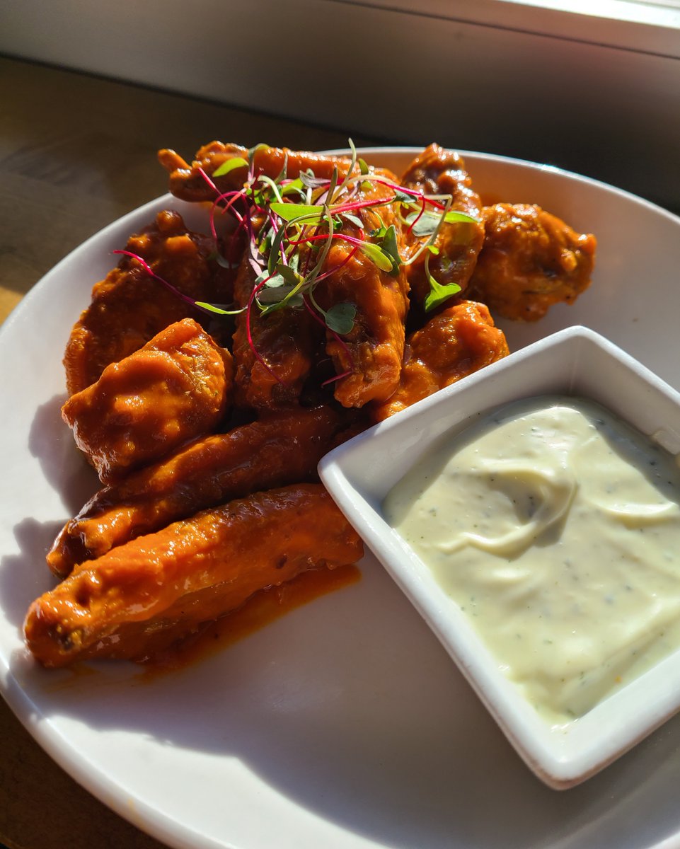 We are open today 11:30am – 7:00pm.

Enjoy the Confit Organic Chicken Wings (with ranch or blue cheese) and choice of bourbon bbq, buffalo, or korean bbq (contains sesame and soy).

playhousedeck.com

#MeetMeAtTheDeck #NewHopeDining  #EatinBucksCo