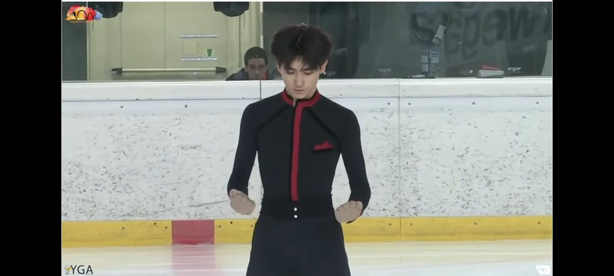Btw Naoki borrowed Gabriele's outfit for his SP 🥲👍