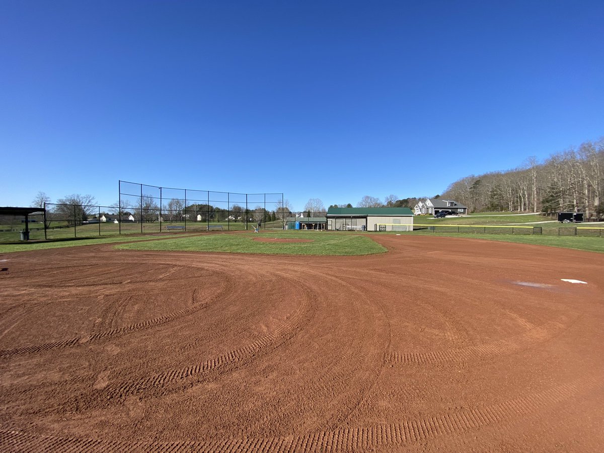 scottiehacker's tweet photo. Having your own field has it’s advantages. Especially when another tourney cancels on you last minute. Play ball! #BeautifulDayForBaseball https://t.co/mPV8d5rXxf