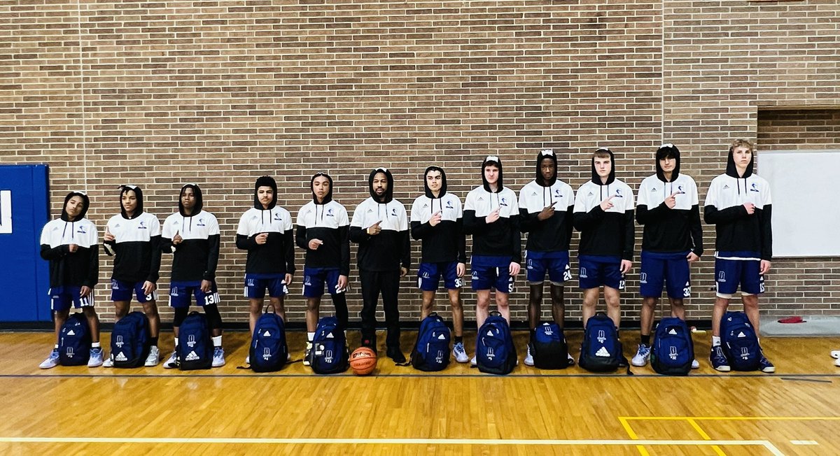 CamdenKarel's tweet photo. Start the day with a win. 🏀 (adidas Boys Gold - Indianapolis) 15U - Pool A - Detroit Unified Basketball Club def. Indiana Ice 2025 Gold 91-56 https://t.co/J8kyRH98sj