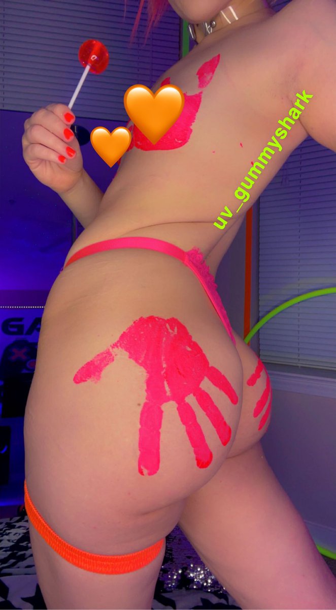 uv_gummyshark's tweet photo. I taste as sweet as this sucker. Want a lick??? ๐๐๐
OF ๐ TOP 10%
#onlyfansgirl #camgirl #ethot #Egirls #neonbodypaint #neonthong #thongexposed #nsfw #accountantsoftiktok #poledance #modelhot #ravegirl #thongenthusiast https://t.co/znCiWp0LZl