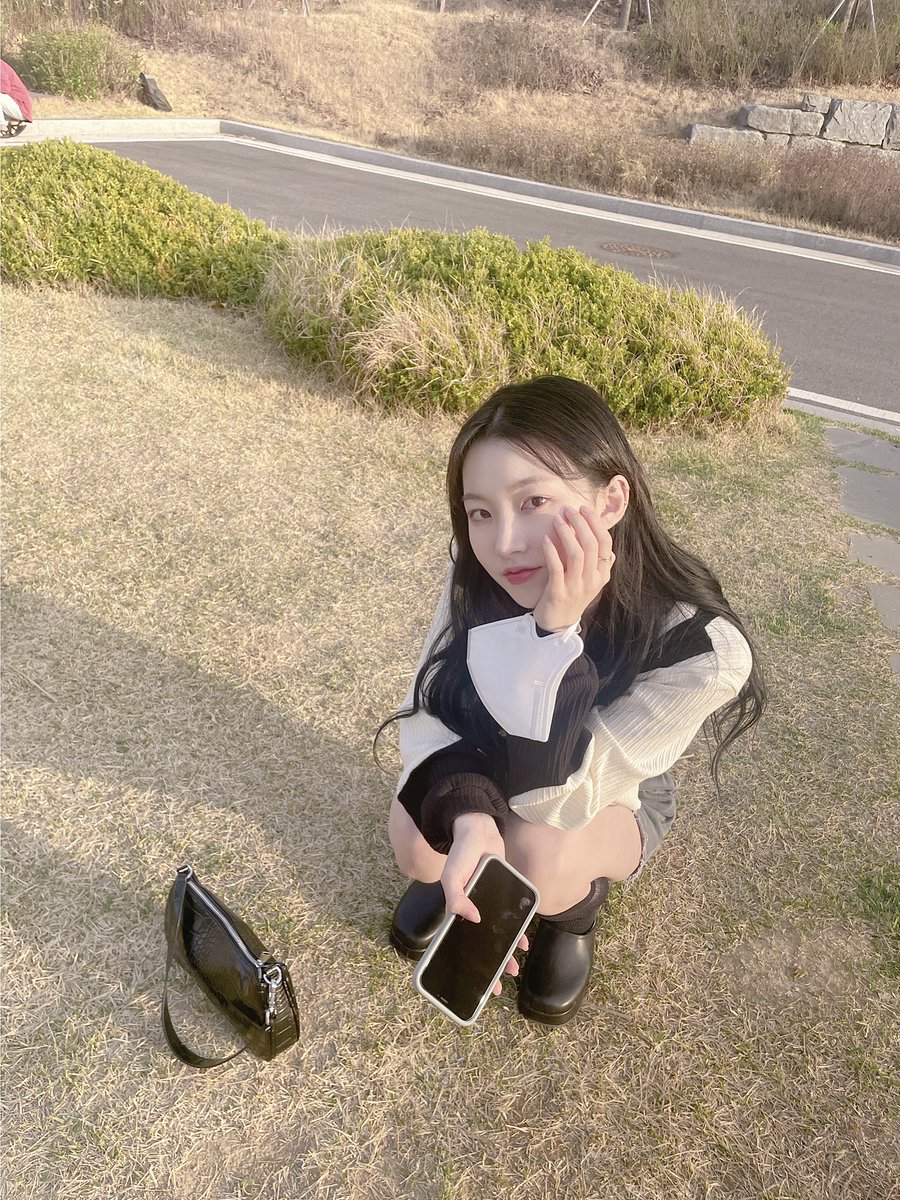 youiarchives's tweet image. gf material