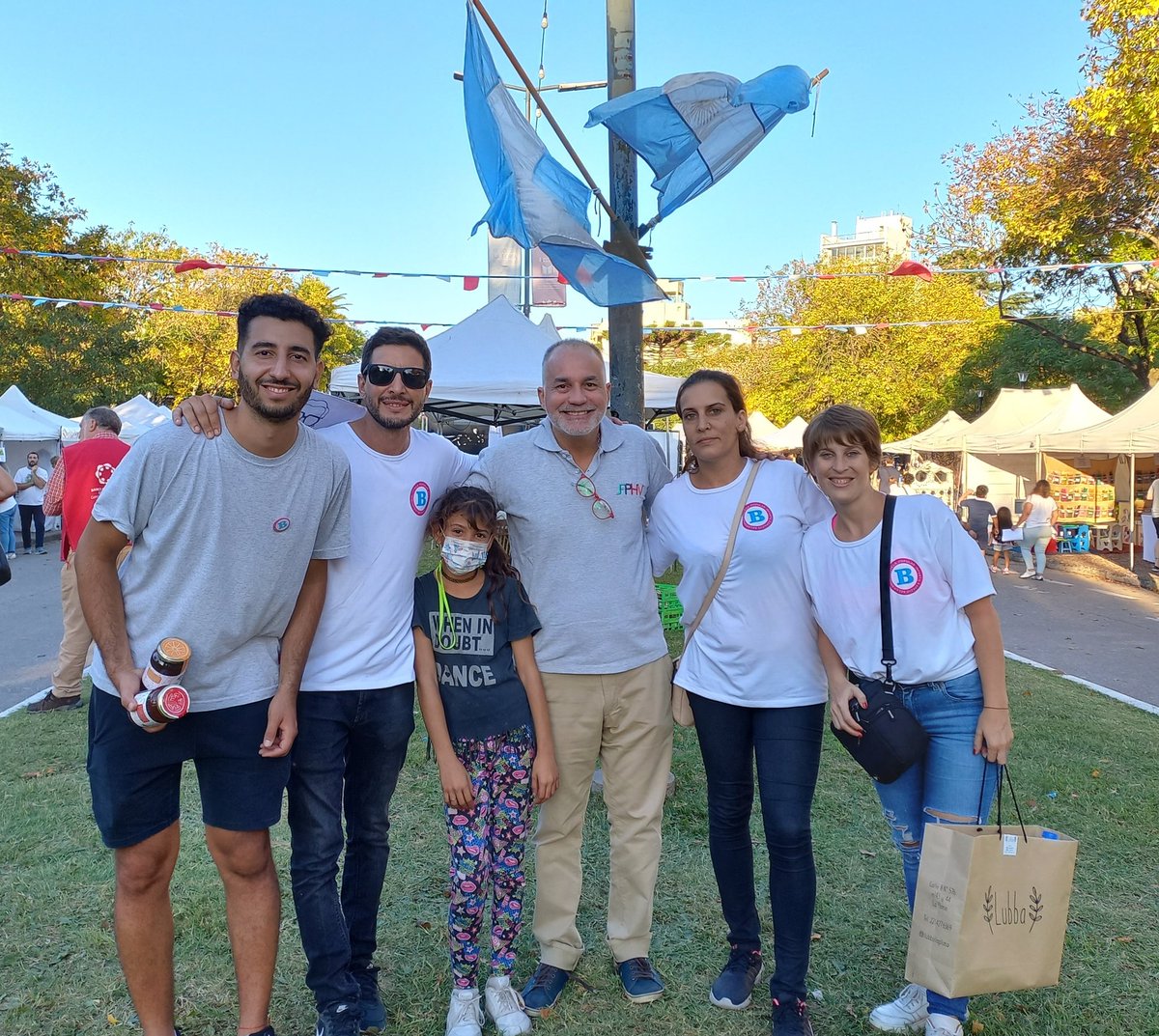 Ayer La Biblio Inquieta desembarcó en la Feria Manos Platenses  con Juegos, cuentos y y el gran final con el @felixmarcelomago 
 Gracias  <a href="/RafaVelazquezOK/">Rafael Velazquez</a> <a href="/fphvarg/">Fundación Pro Humanae Vitae</a> 
y a todos l@s  emprendedores que compartieron un poquito de su sábado con nosotr@s 👐🌳
#somosinquietos