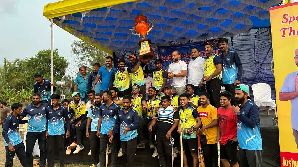 Joshua_De_Souza's tweet image. Attended the Finals of the #MapusaMunicipal #InterWard Heavy Ball Over Arm #CricketTournament2022 by #BodgeshwarCricketClub, presented the Winners Trophy to the Jhadakade Boys - #Ward No. 15 and distributed the Prize Trophies to the teams.