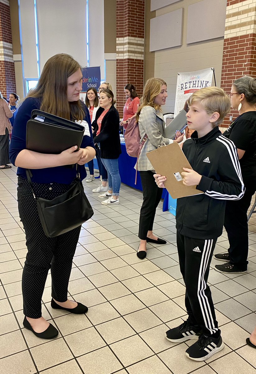 ABETerrapins's tweet photo. Who knows better than students what makes a great teacher? Proud of our Terrapin leaders’ interview skills at the CCISD job fair! @ClearCreekISD @TheLeaderinMe https://t.co/Nl0w64XQsF