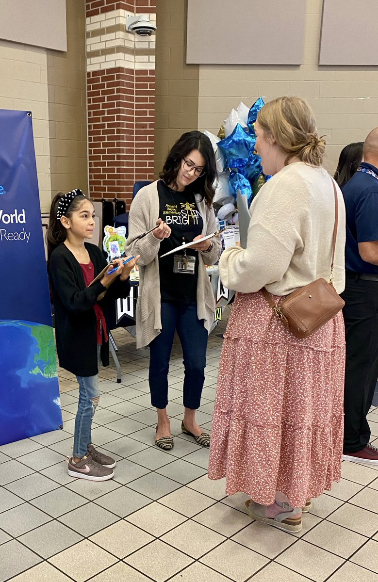 Who knows better than students what makes a great teacher? Proud of our Terrapin leaders’ interview skills at the CCISD job fair! <a href="/ClearCreekISD/">Clear Creek ISD</a> <a href="/TheLeaderinMe/">The Leader in Me</a>