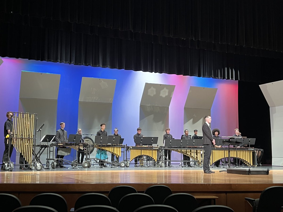 nkcband's tweet photo. We could not be more proud of our students and their effort this year. 4 ensembles, 8 different pieces of music, and 80 amazing musicians who gave everything to these performances.We are grateful to all of you for constantly raising the bar, no matter the obstacles #NorthtownTrue https://t.co/PY6uGkLrTC