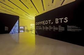 ColetteBalmain's tweet photo. "architecture as a means of expressing and effecting spatial-temporal experience works at the confluence of multiple agencies in-forming and shaping bodies, lives, desires, dreams." (Gavorche, 2016)
@HYBEOFFICIALtwt @BTS_twt #CONNECTBTS #ZahaHadid #DongdaemunDesignPlaza https://t.co/KgNp96eaHu