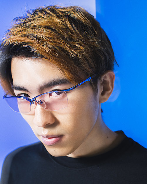 GSQUARE_gaming's tweet photo. Evi選手豆知識🫘

Evi選手のトレードマークでもあるあのメガネ！実はG-SQUAREなんです！
ほんとです！→https://t.co/9zAOVIZIsG

#DFMWIN https://t.co/8J6phLraod