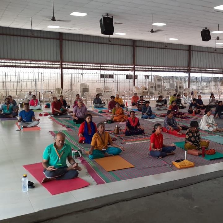 KrupakarM5's tweet photo. Kriya yoga by Ganesh ji https://t.co/zTnBy5mgfN