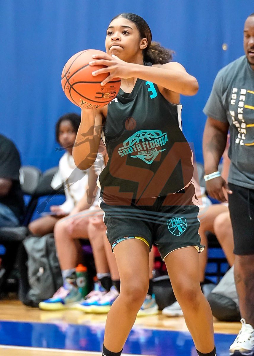 SAthletesLBB's tweet photo. 🚨😴 Sleeper Standout 🥱🚨

#CalvaryChristian HS (FL) &amp; @sflrunninrebels 2022 G Samiyah Briggs (@samiyahbriggs) at #PGHTriumphRegionKickOff 📸 @ThaRealSleep 

First time seeing her play &amp; college coaches aren’t SLEEP, they’re DEAD! Great shooter &amp; defender! #ReviveYourselves https://t.co/1XtBYkek5o