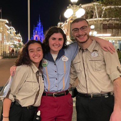#NewProfilePic missing my stroll-mates, including two of the best coords in the world—the Disney world that is 

All hail King Ben and Queen Karina❤️😂