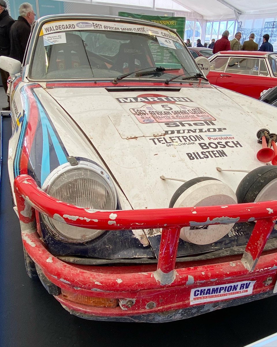 Liz05Steph3's tweet photo. Another fantastic Goodwood Members Meeting. Lots of photos on my Instagram. liz05_stephens #mm79 #goodwoodmembersmeeting #Porsche #bugatti #porsche911 https://t.co/97G0wg47ST