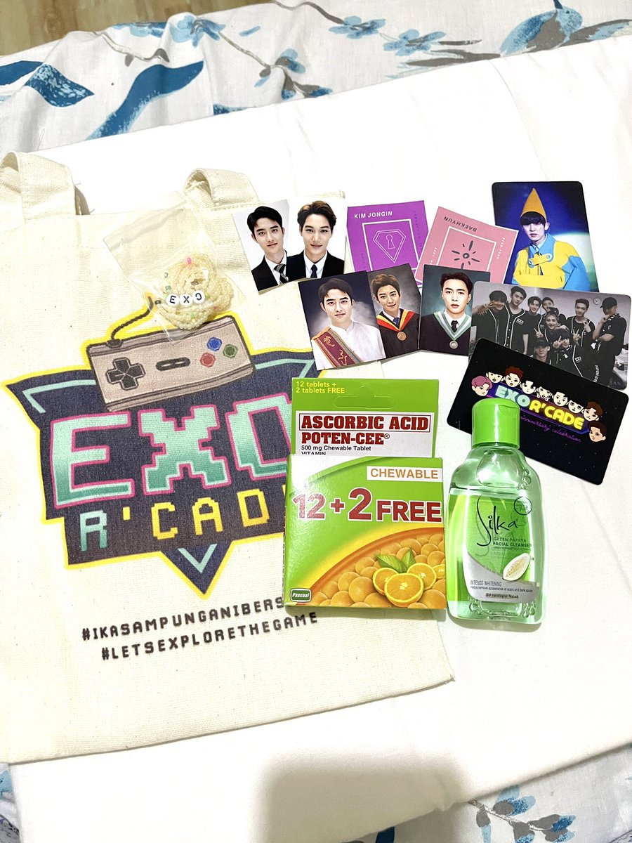 dksooo12's tweet photo. Had so much fun yesterday! Thank you so much @a1lf0rEXO!
#EXOIkasampungAnibersaryo
#letsEXpOrethegame
#EXO #엑소
#1ΞX0 https://t.co/3Z83b5JAaq