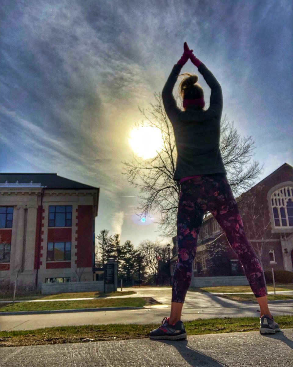 runningonthefly's tweet photo. When the morning sun is #allthat and the wind is (still) a contender
#justgowithit #runningagainstthewind https://t.co/kibbZynGnh